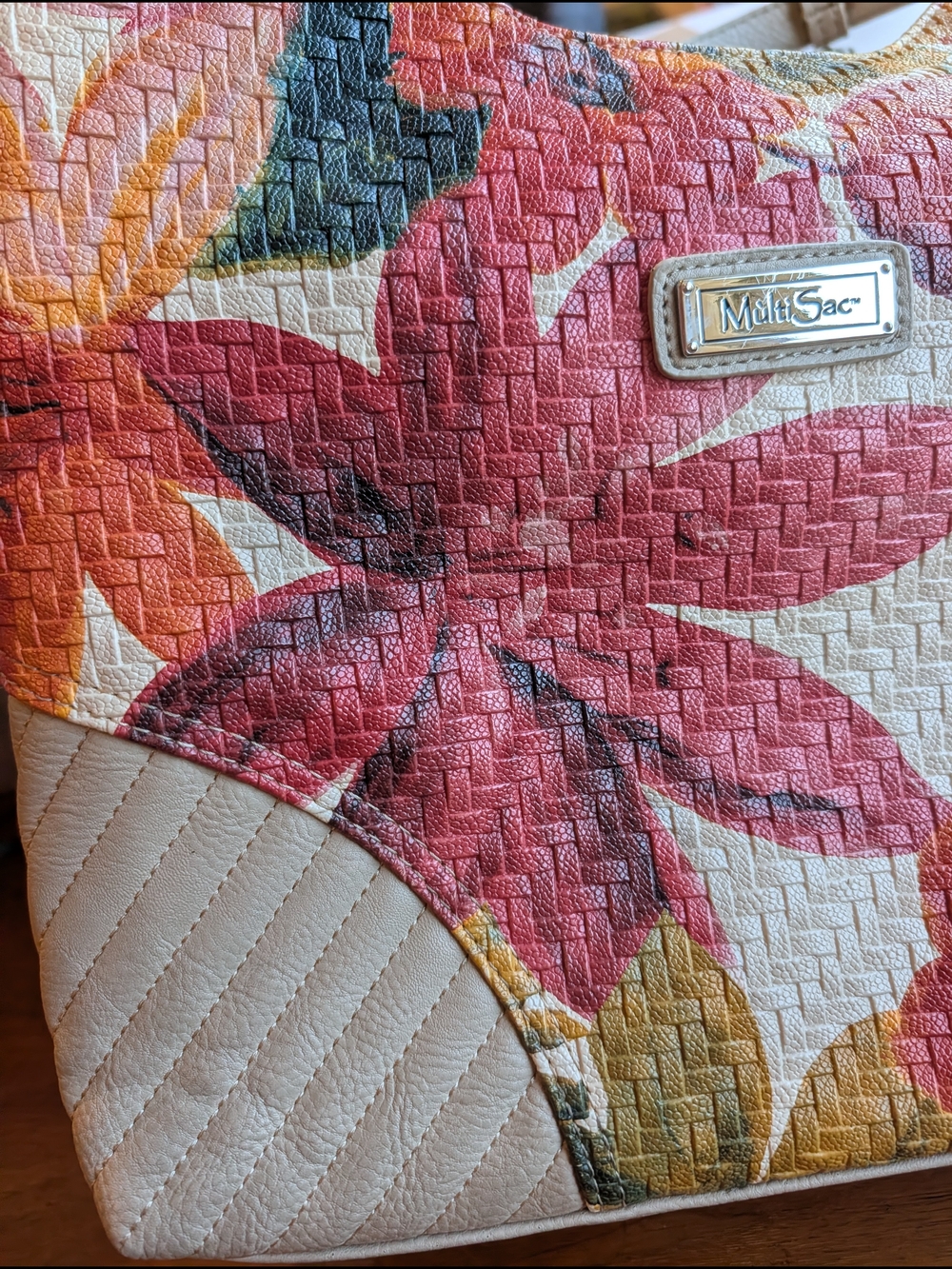 NWOT-Floral Quilted Shoulder Bag in Cream and Pink